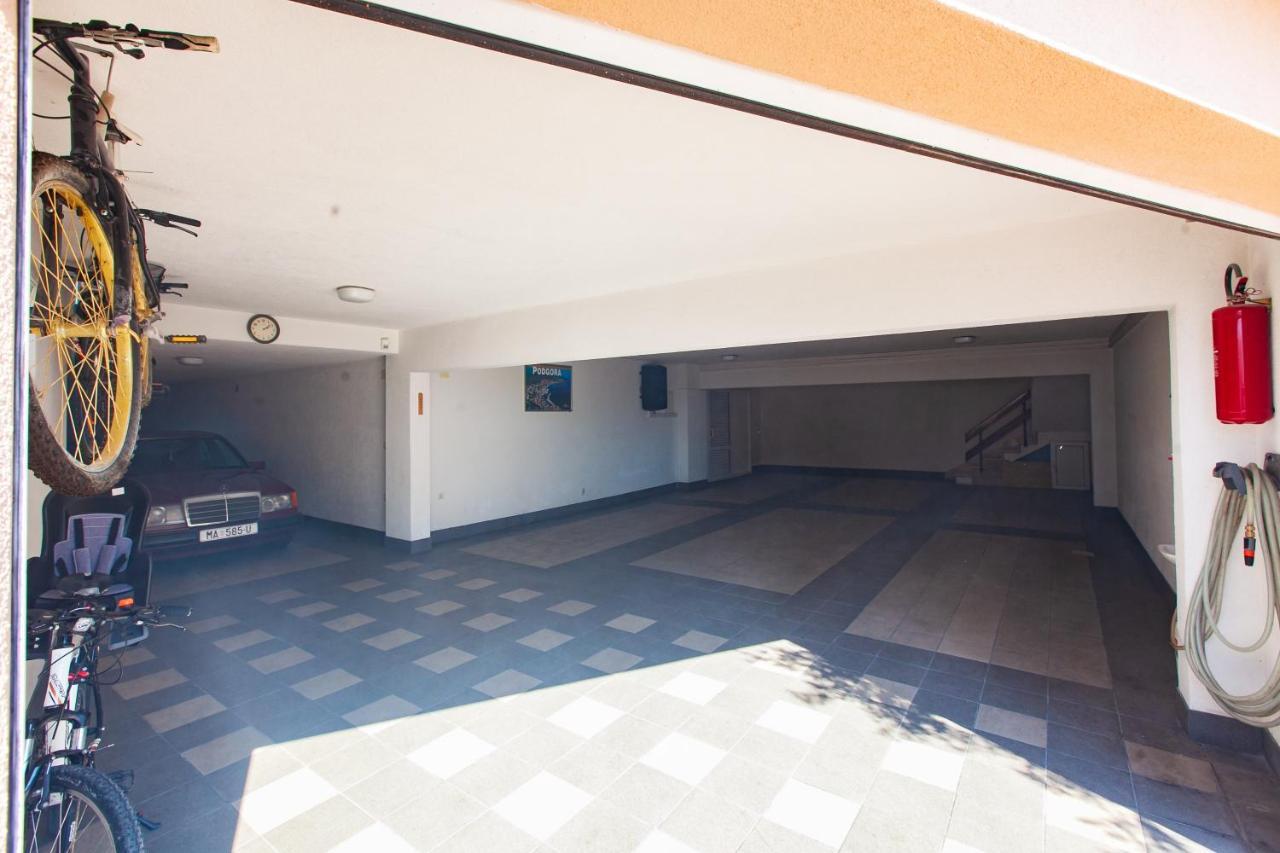 Vila Nives Podgora Esterno foto